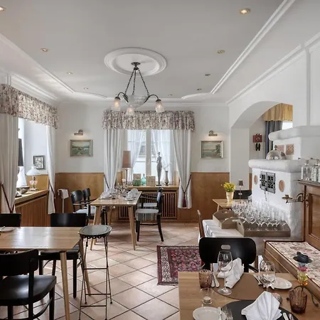 Schwanen & Pfarrhus 3* Stuhlingen