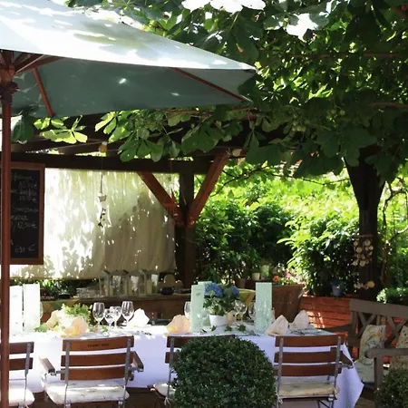 Schwanen & Pfarrhus 3*