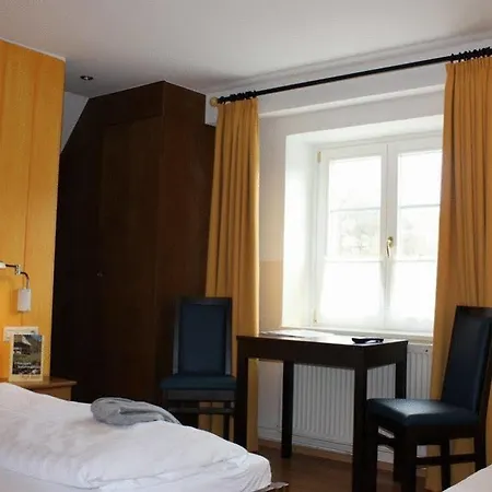 Schwanen & Pfarrhus Hotel 3*